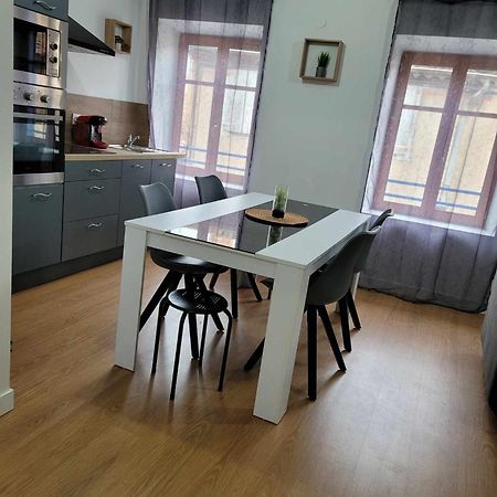 Charmant T3 Avec Terrasse Carcassonne Exteriör bild
